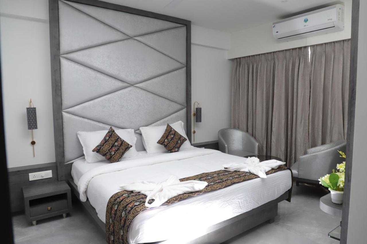 Shikin Hotels Νάβι Μουμπάι Εξωτερικό φωτογραφία